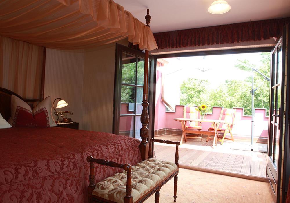 The Lakeside - Burghotel Zu Strausberg Bagian luar foto